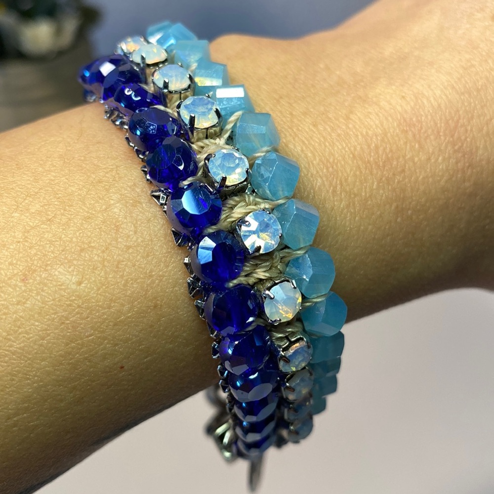 White House Black Market Beaded Toggle Bracelet